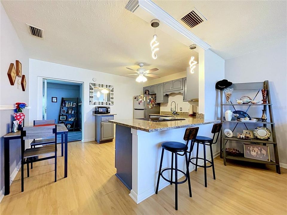 For Sale: $255,000 (2 beds, 2 baths, 1384 Square Feet)