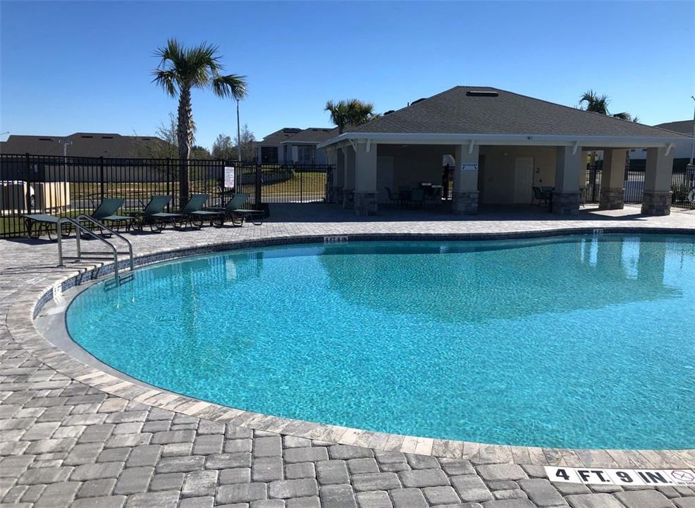 For Sale: $299,000 (3 beds, 2 baths, 1560 Square Feet)