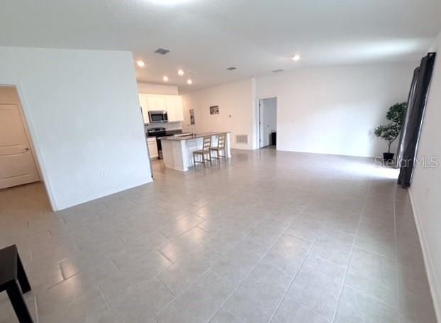 For Sale: $299,000 (3 beds, 2 baths, 1560 Square Feet)