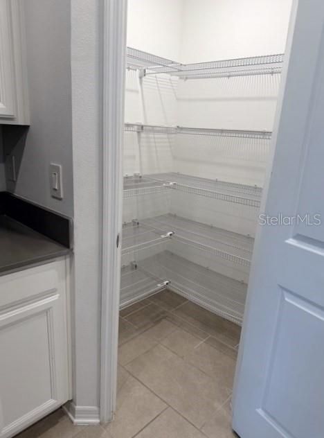 For Sale: $299,000 (3 beds, 2 baths, 1560 Square Feet)