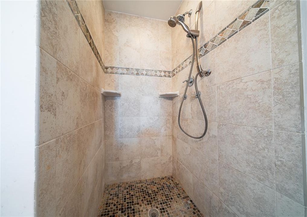 For Sale: $550,000 (4 beds, 2 baths, 2035 Square Feet)