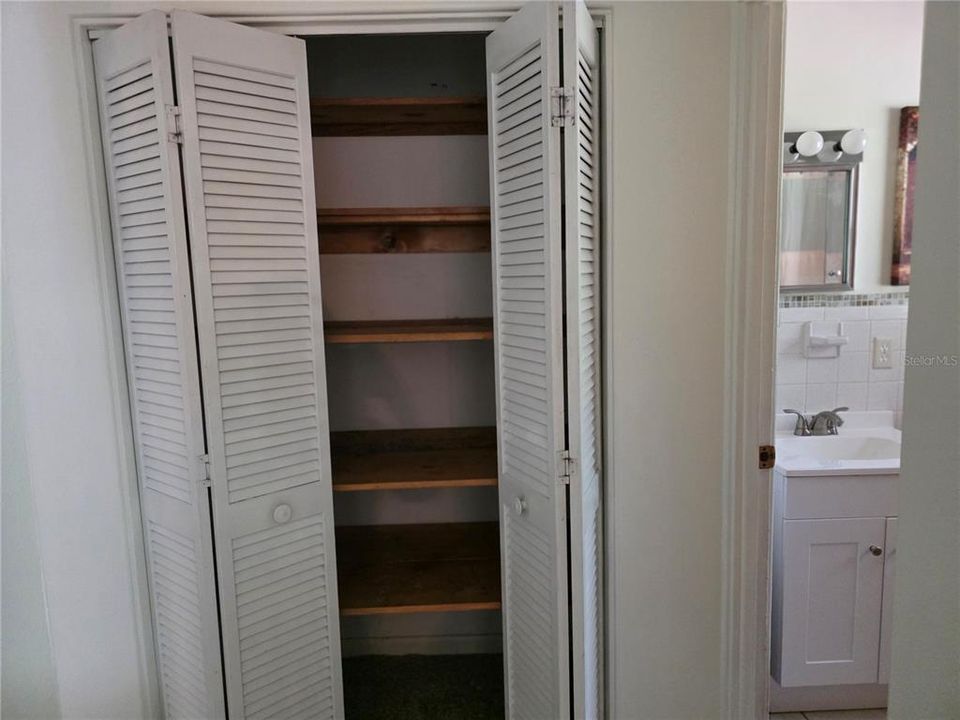 For Rent: $1,895 (3 beds, 2 baths, 1254 Square Feet)