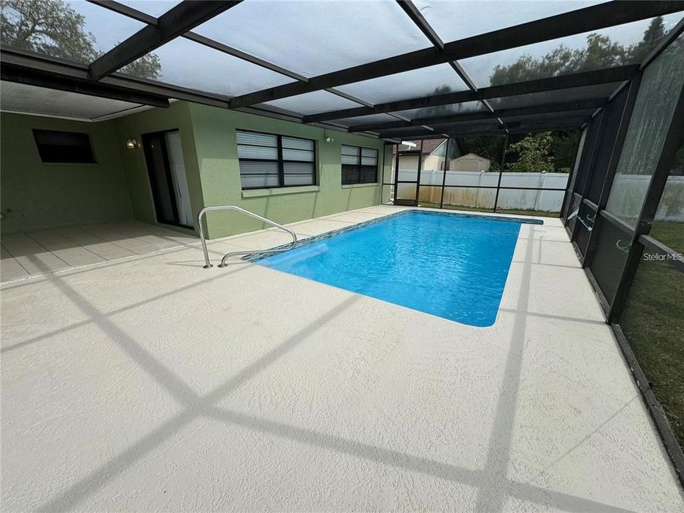 В аренду: $1,950 (2 спален, 2 ванн, 1416 Квадратных фут)