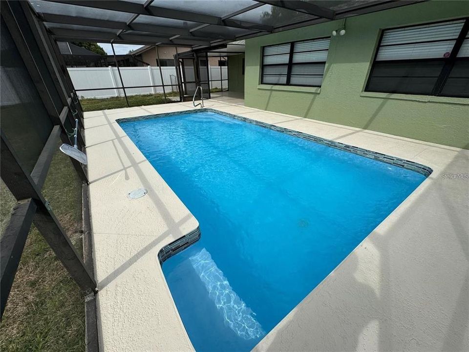 В аренду: $1,950 (2 спален, 2 ванн, 1416 Квадратных фут)