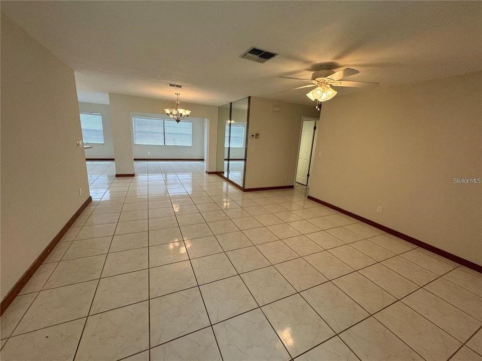 В аренду: $1,950 (2 спален, 2 ванн, 1416 Квадратных фут)