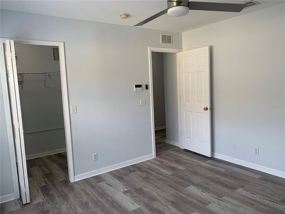 For Rent: $1,800 (3 beds, 2 baths, 1408 Square Feet)