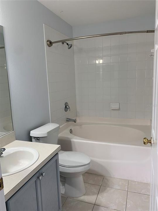For Rent: $1,800 (3 beds, 2 baths, 1408 Square Feet)