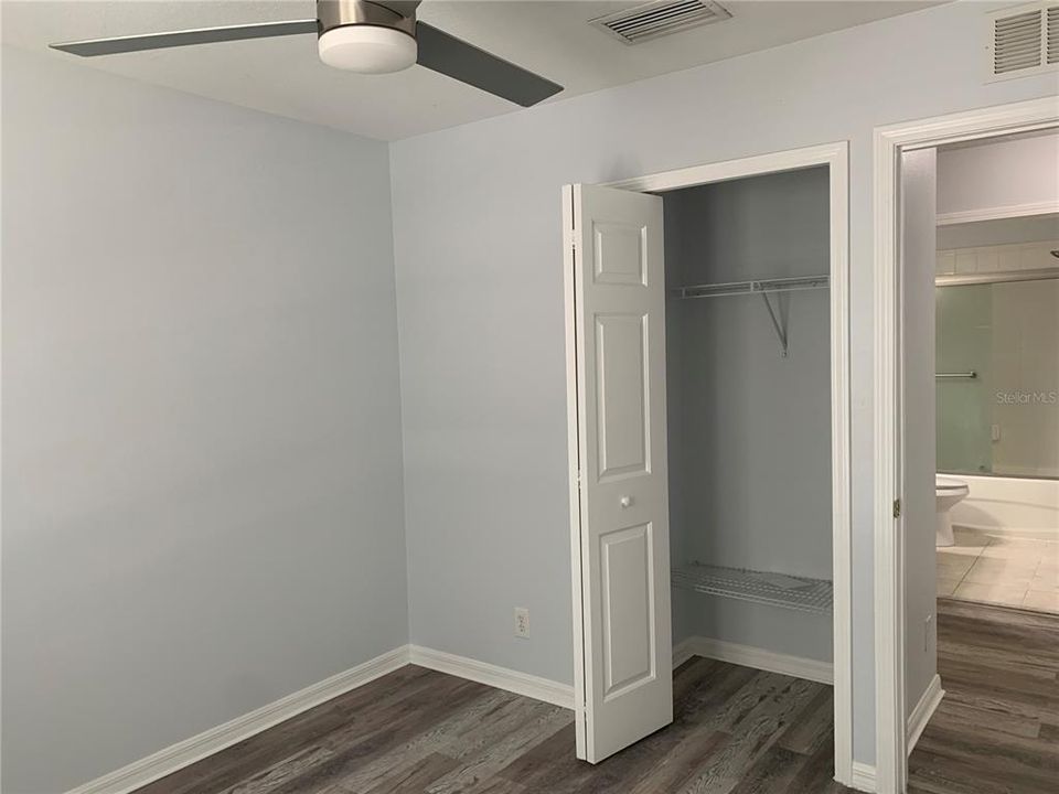 For Rent: $1,800 (3 beds, 2 baths, 1408 Square Feet)