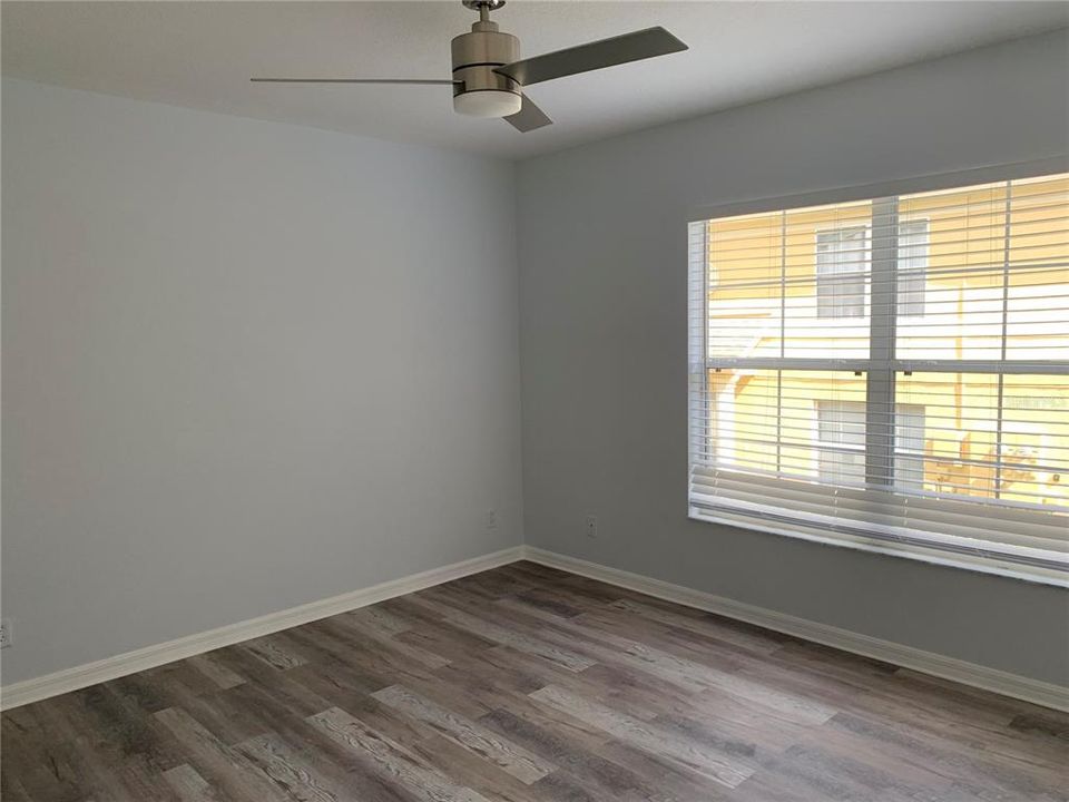 For Rent: $1,800 (3 beds, 2 baths, 1408 Square Feet)