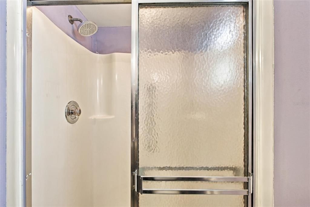 For Sale: $249,900 (2 beds, 2 baths, 1008 Square Feet)