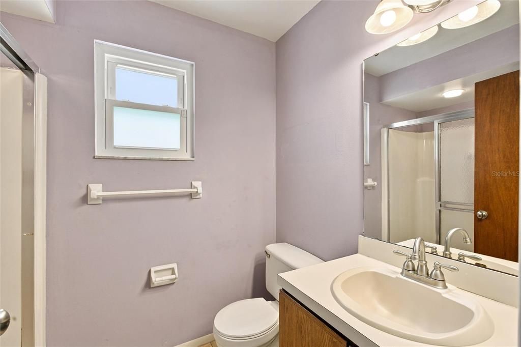 For Sale: $249,900 (2 beds, 2 baths, 1008 Square Feet)