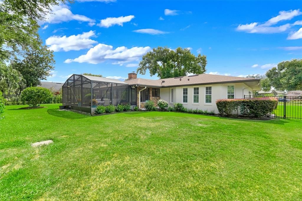 For Sale: $559,990 (3 beds, 2 baths, 2265 Square Feet)
