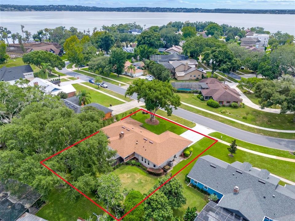 For Sale: $559,990 (3 beds, 2 baths, 2265 Square Feet)