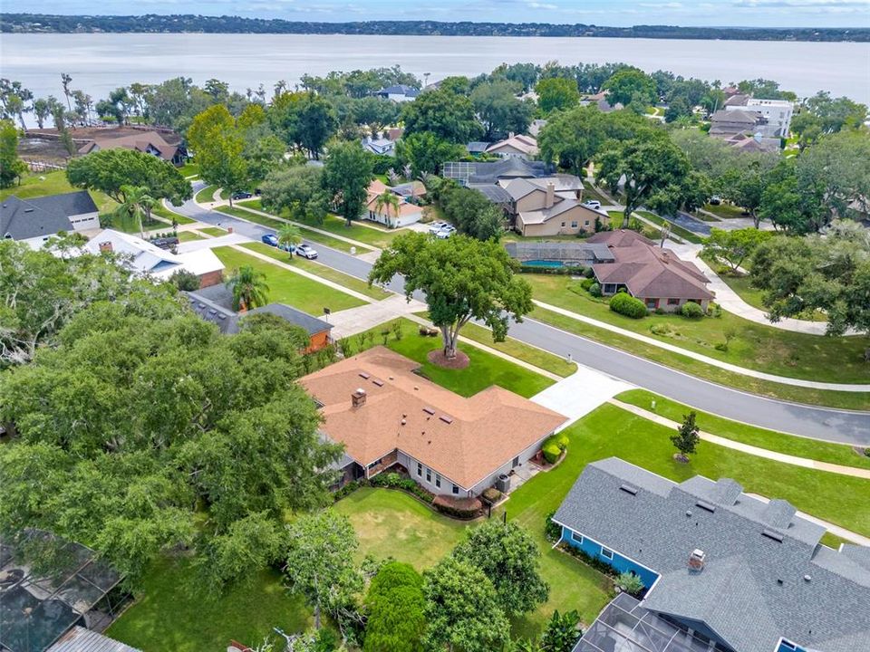 For Sale: $559,990 (3 beds, 2 baths, 2265 Square Feet)