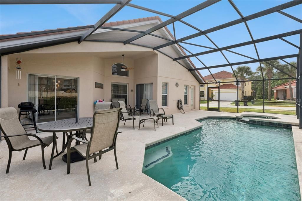 For Sale: $355,500 (4 beds, 3 baths, 1542 Square Feet)