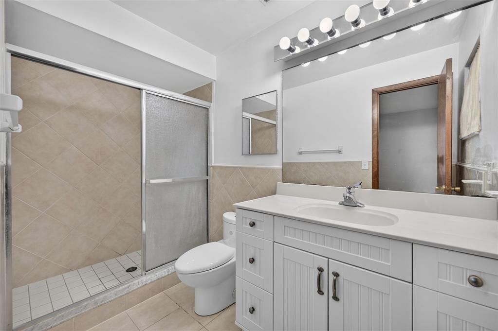 En Venta: $350,000 (3 camas, 2 baños, 1784 Pies cuadrados)
