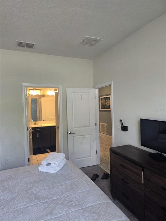 For Sale: $648,000 (8 beds, 5 baths, 3909 Square Feet)