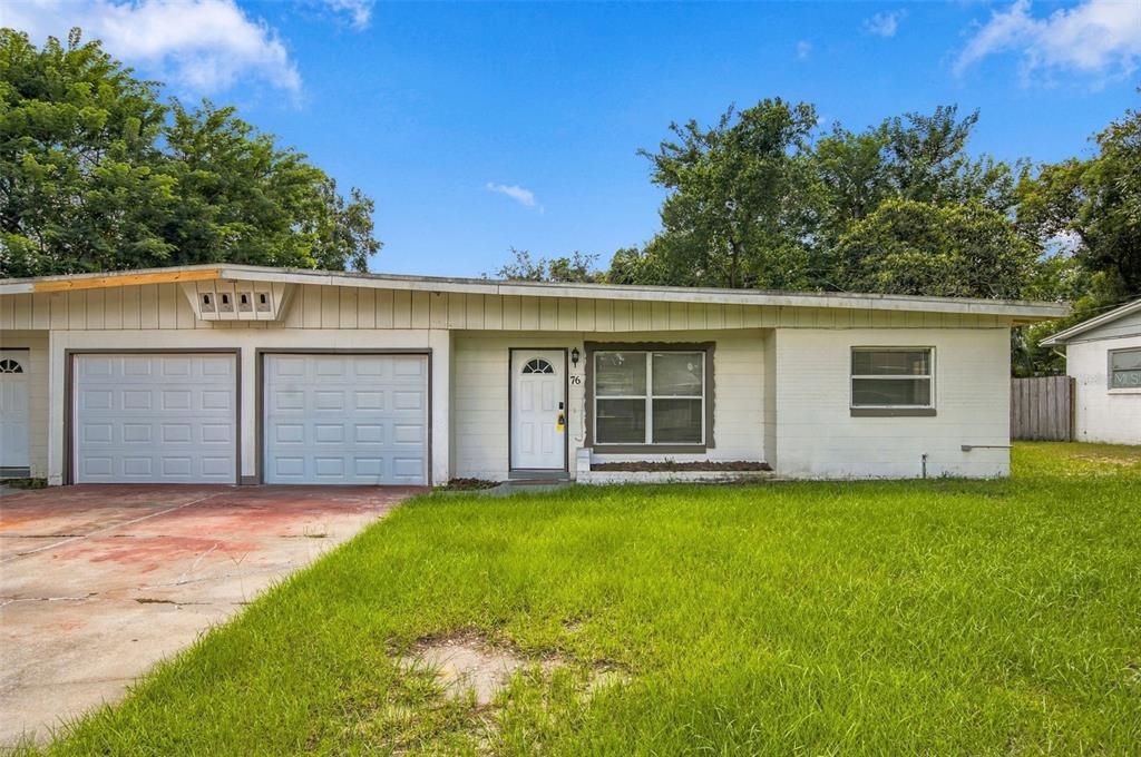 For Rent: $2,200 (3 beds, 2 baths, 1009 Square Feet)