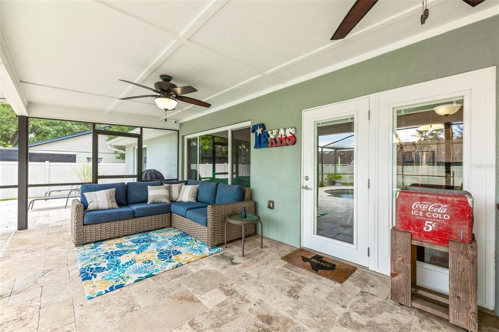 For Sale: $520,000 (4 beds, 3 baths, 2400 Square Feet)