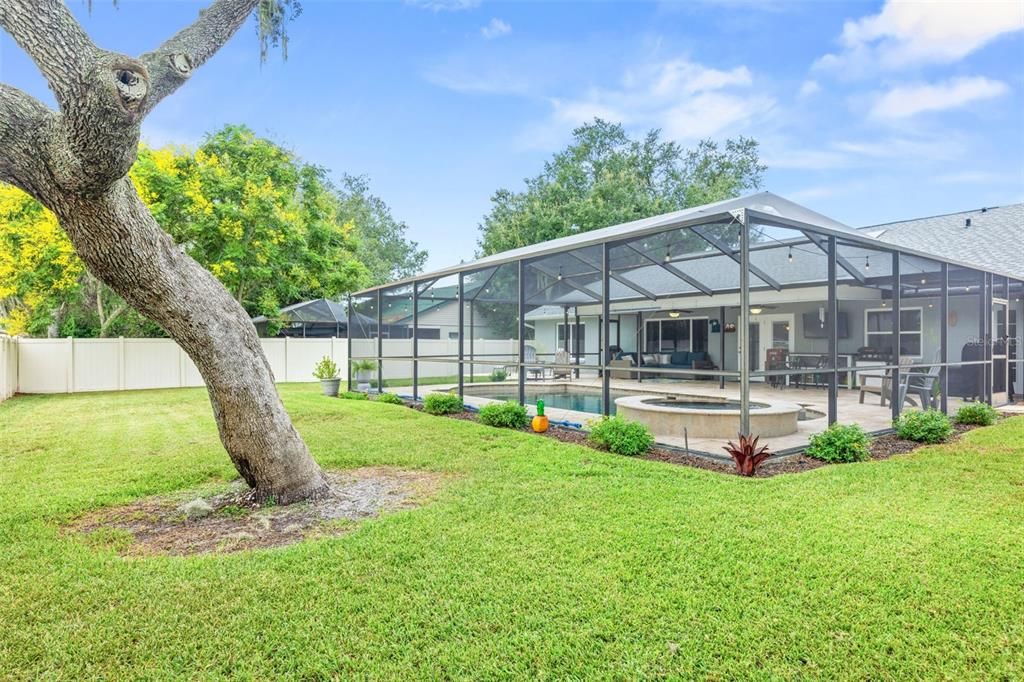 For Sale: $520,000 (4 beds, 3 baths, 2400 Square Feet)