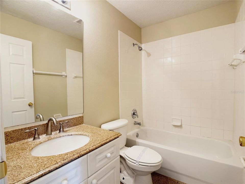 En Renta: $1,495 (3 camas, 2 baños, 1400 Pies cuadrados)