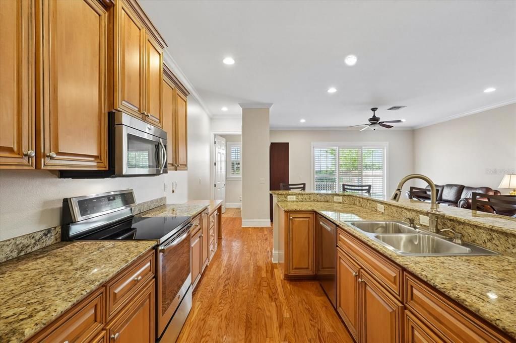 For Sale: $809,000 (3 beds, 2 baths, 2266 Square Feet)