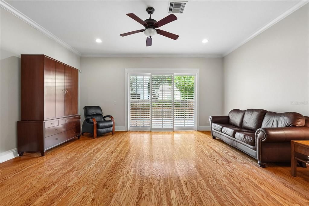 For Sale: $809,000 (3 beds, 2 baths, 2266 Square Feet)