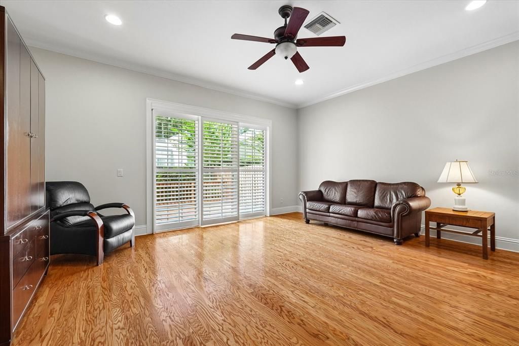 For Sale: $809,000 (3 beds, 2 baths, 2266 Square Feet)