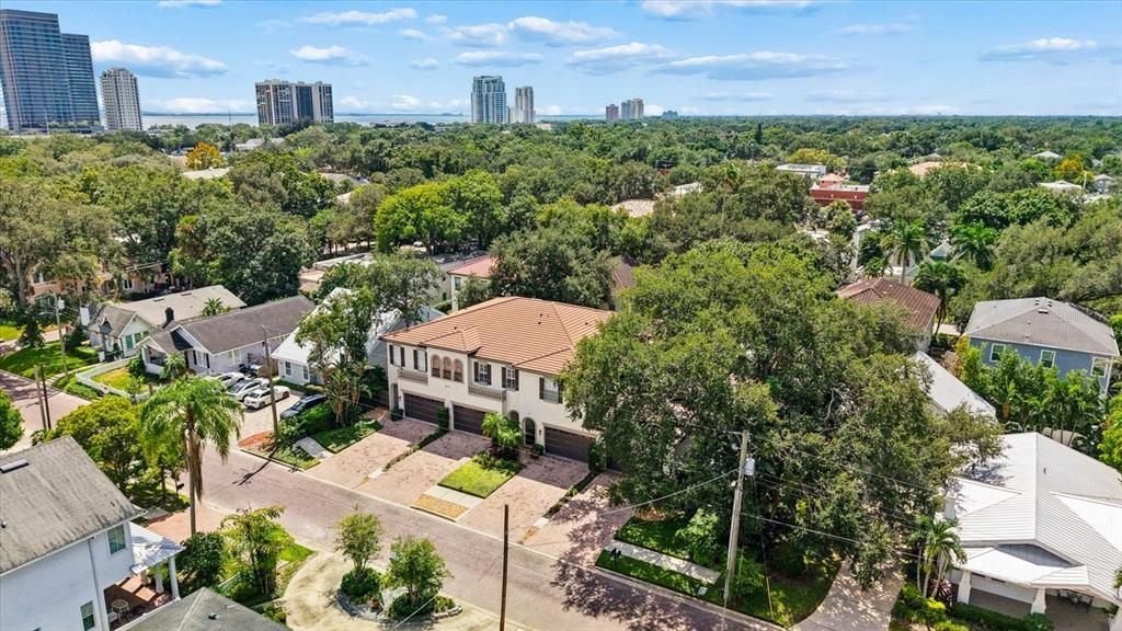 For Sale: $809,000 (3 beds, 2 baths, 2266 Square Feet)