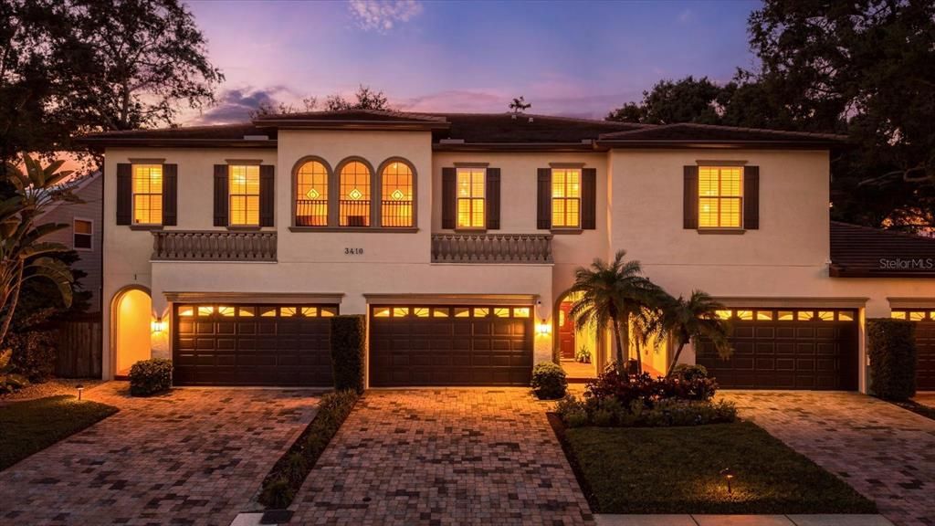 For Sale: $809,000 (3 beds, 2 baths, 2266 Square Feet)