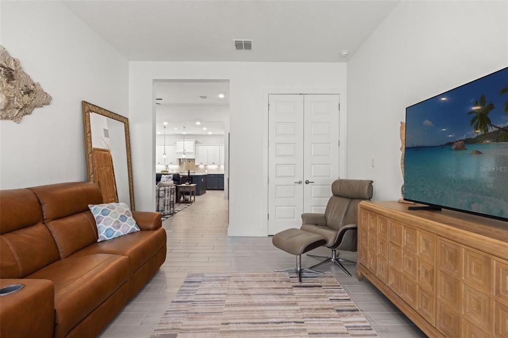 For Sale: $925,000 (4 beds, 3 baths, 3087 Square Feet)