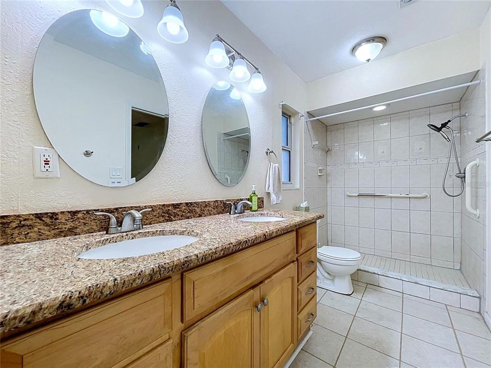 For Sale: $403,000 (4 beds, 2 baths, 1810 Square Feet)