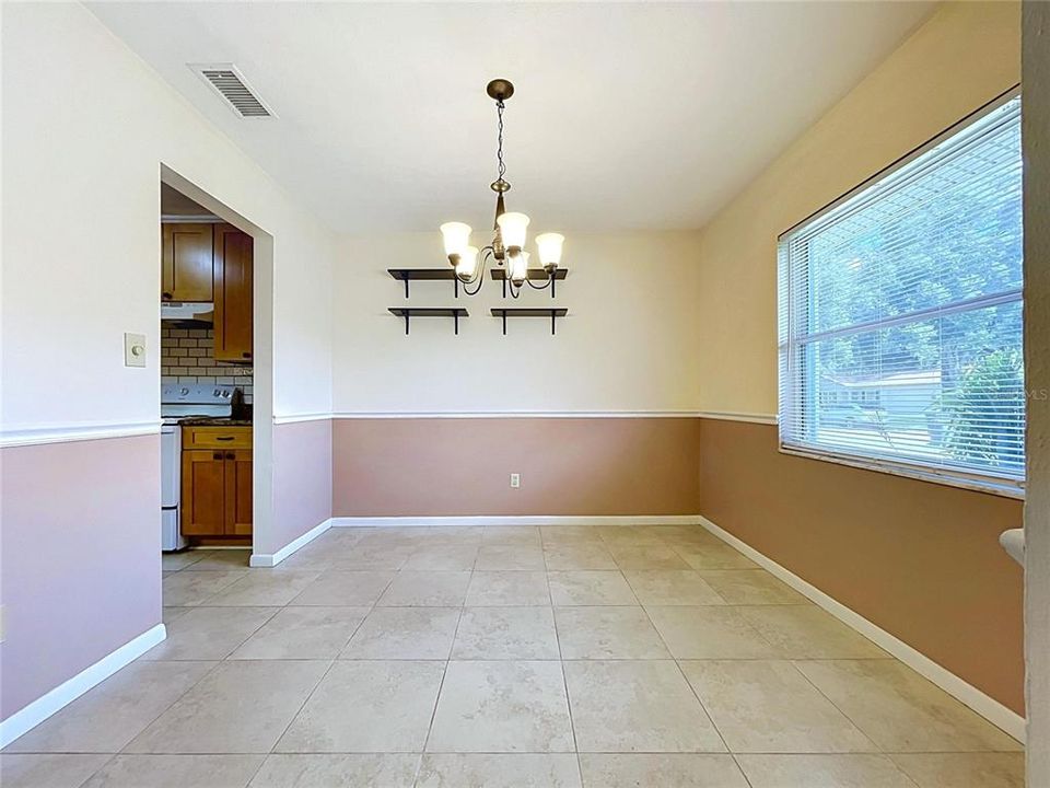 For Sale: $403,000 (4 beds, 2 baths, 1810 Square Feet)
