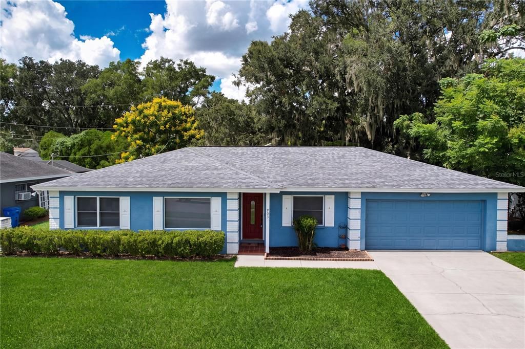 For Sale: $403,000 (4 beds, 2 baths, 1810 Square Feet)