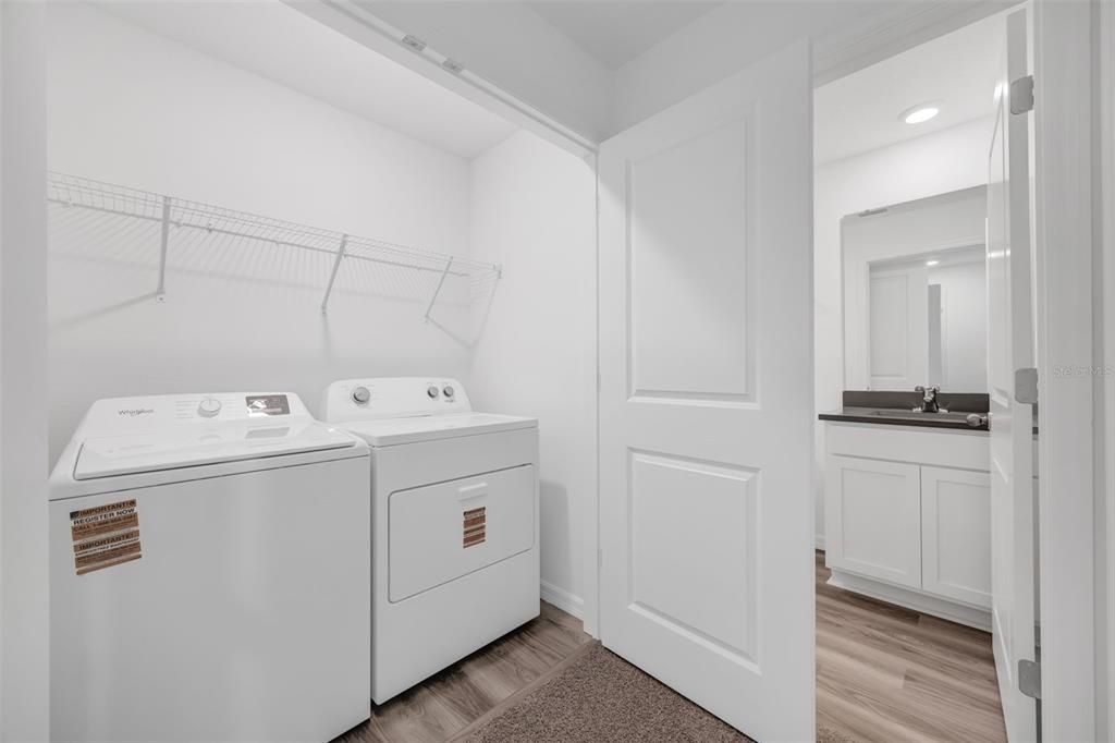 For Rent: $2,200 (3 beds, 2 baths, 1464 Square Feet)