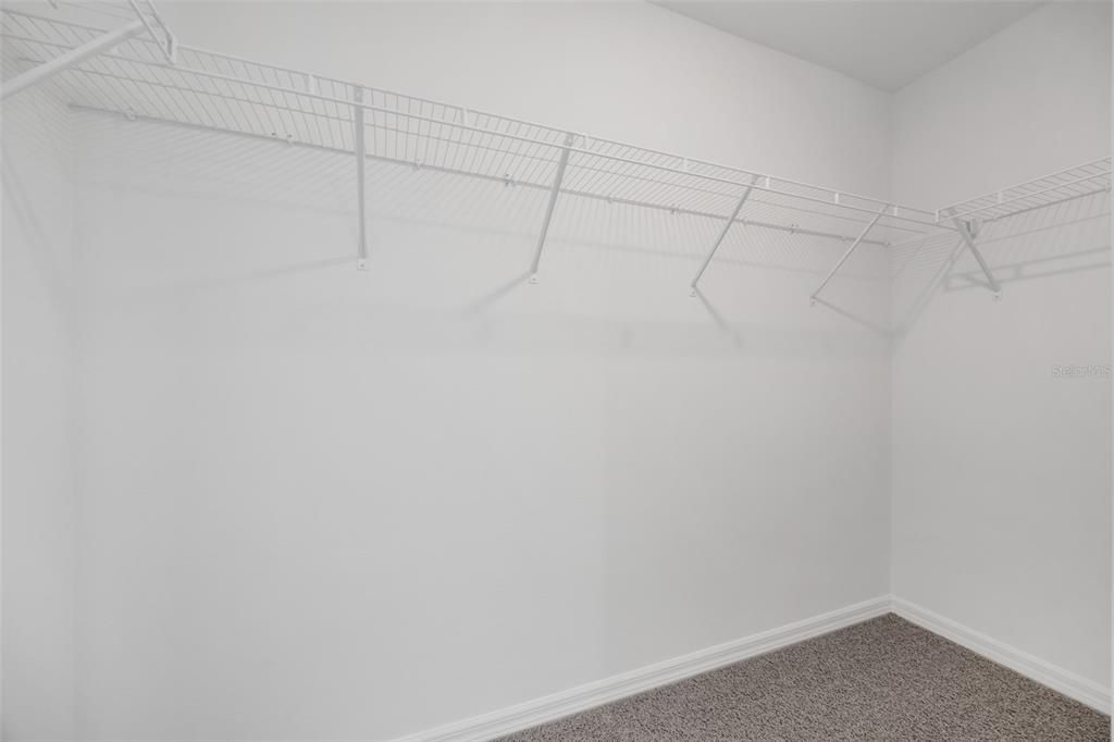 For Rent: $2,200 (3 beds, 2 baths, 1464 Square Feet)
