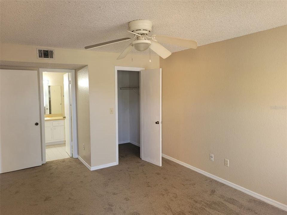 В аренду: $1,375 (2 спален, 2 ванн, 1101 Квадратных фут)