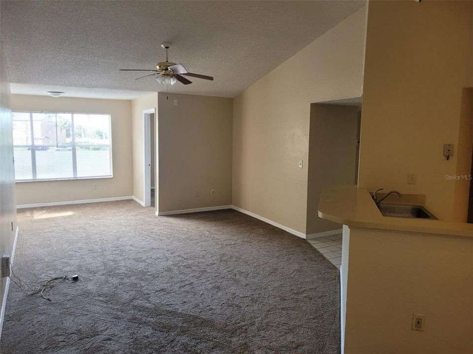В аренду: $1,375 (2 спален, 2 ванн, 1101 Квадратных фут)