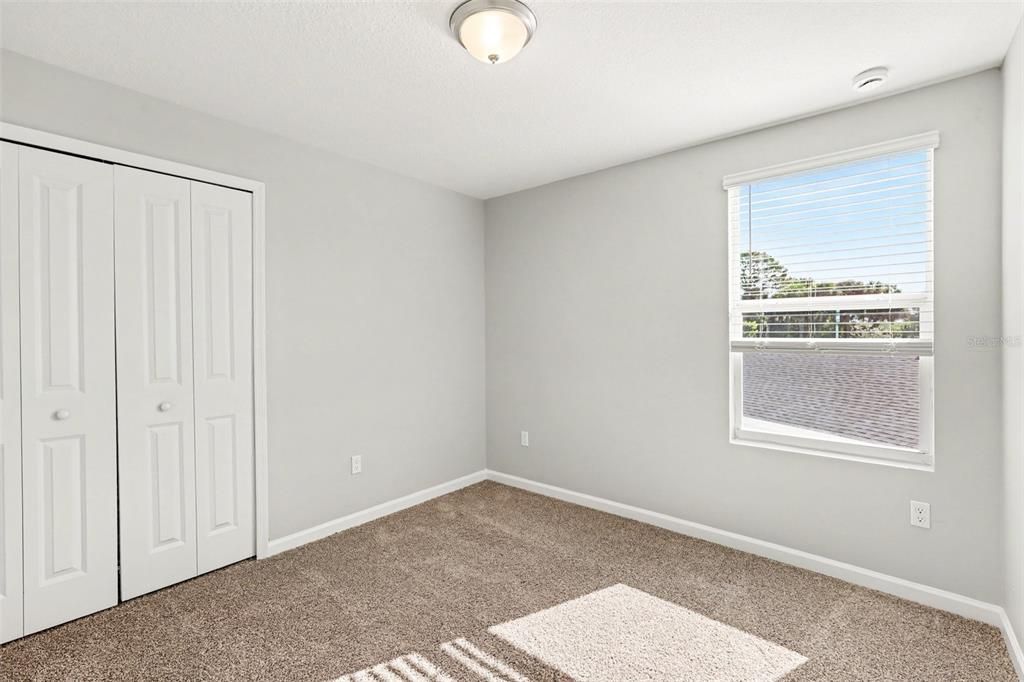 For Sale: $319,900 (4 beds, 2 baths, 1918 Square Feet)