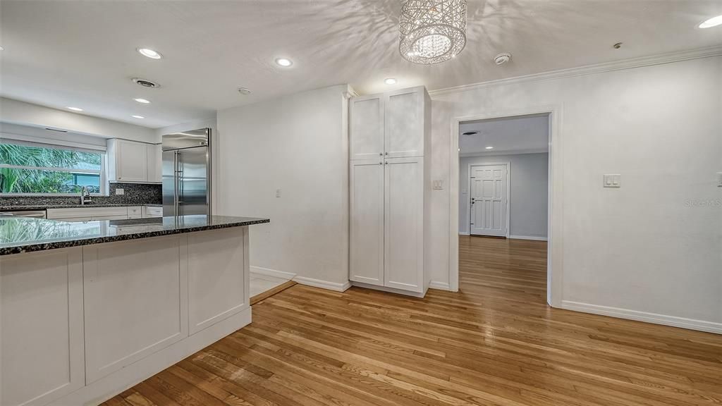 В аренду: $6,200 (3 спален, 2 ванн, 2256 Квадратных фут)