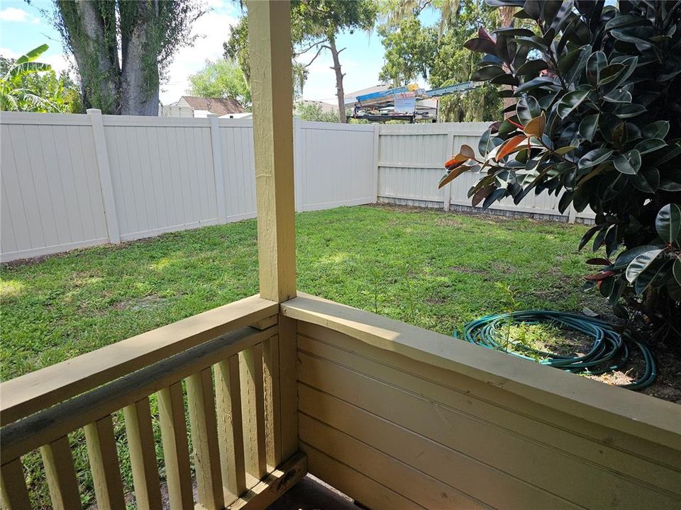 For Rent: $1,250 (1 beds, 1 baths, 576 Square Feet)