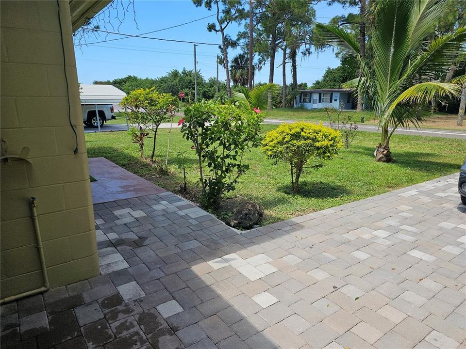 For Rent: $1,250 (1 beds, 1 baths, 576 Square Feet)