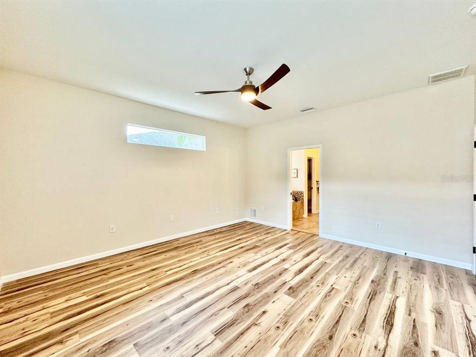 For Rent: $3,000 (4 beds, 3 baths, 2421 Square Feet)