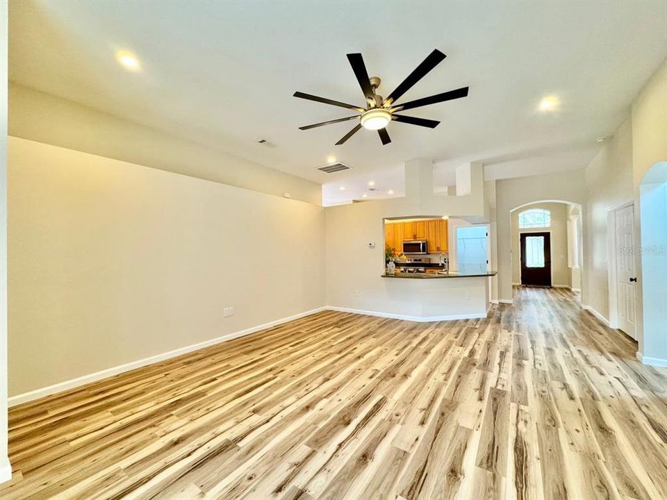 For Rent: $3,000 (4 beds, 3 baths, 2421 Square Feet)