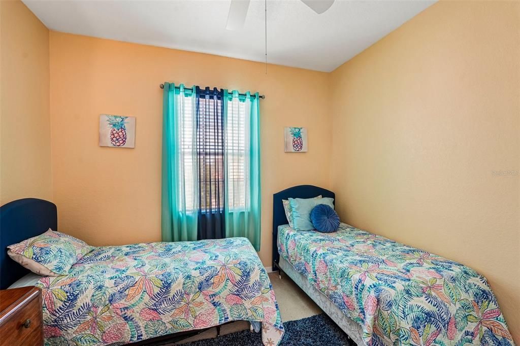 For Sale: $269,900 (3 beds, 2 baths, 1819 Square Feet)