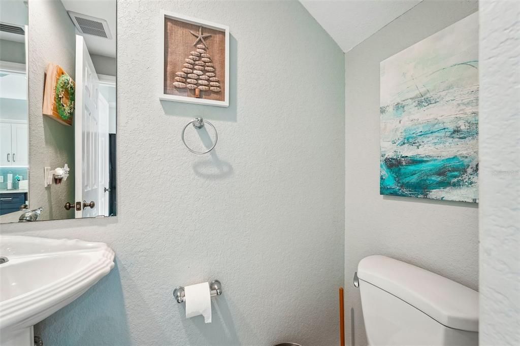 For Sale: $269,900 (3 beds, 2 baths, 1819 Square Feet)