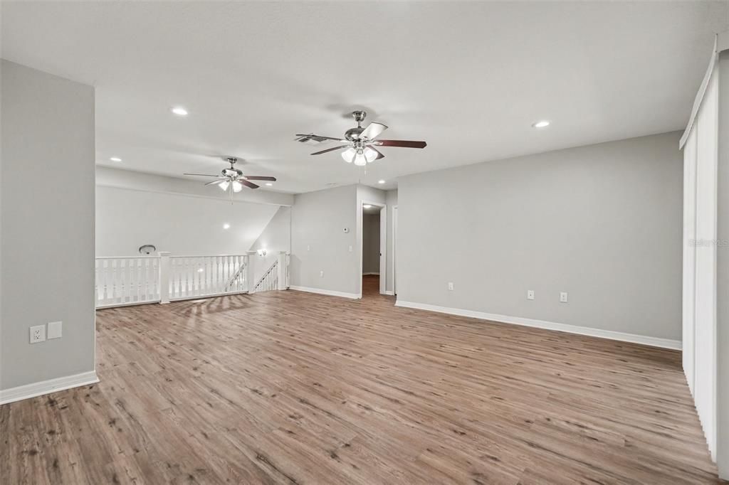 For Sale: $549,900 (3 beds, 3 baths, 3390 Square Feet)