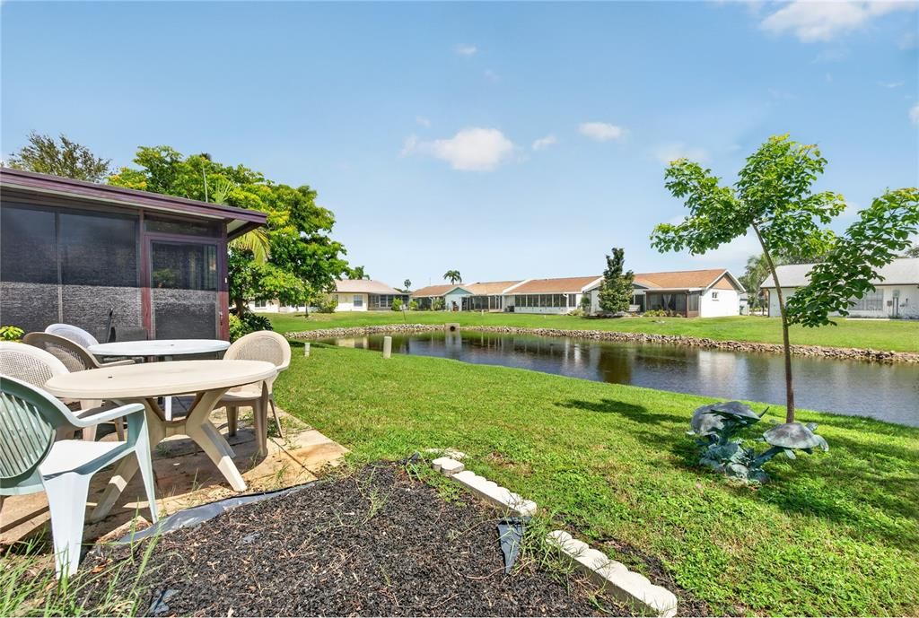 For Sale: $262,500 (2 beds, 2 baths, 1156 Square Feet)