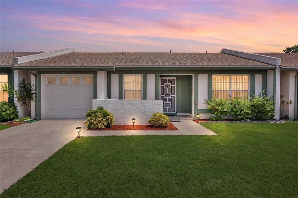 For Sale: $262,500 (2 beds, 2 baths, 1156 Square Feet)