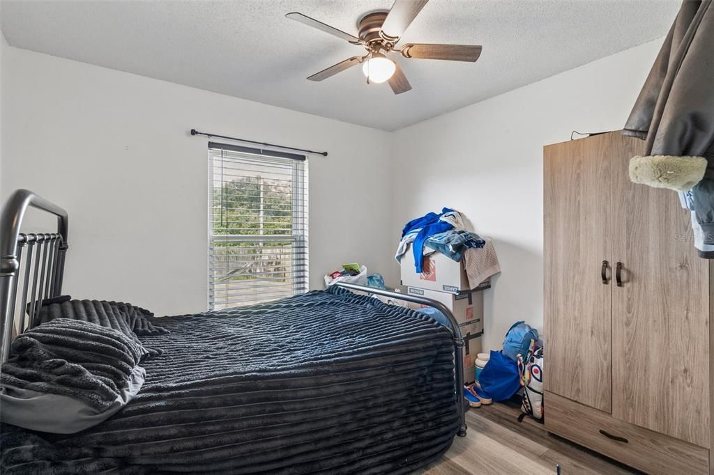 For Sale: $343,000 (3 beds, 2 baths, 1165 Square Feet)